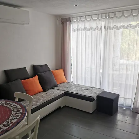 Kuca Odmah Do Plaze Apartment Zadar Exterior photo