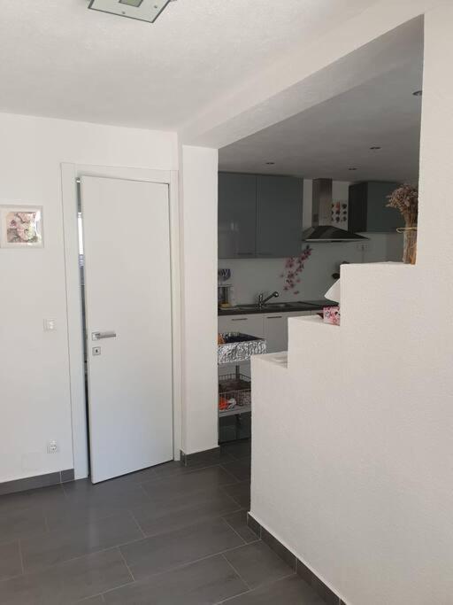 Kuca Odmah Do Plaze Apartment Zadar
